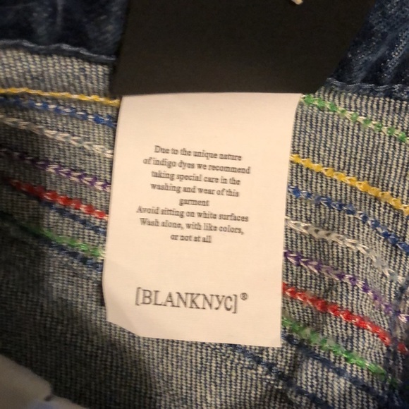 NWT Blank NYC the Varick kick flare jean with embroidery - Picture 3 of 8